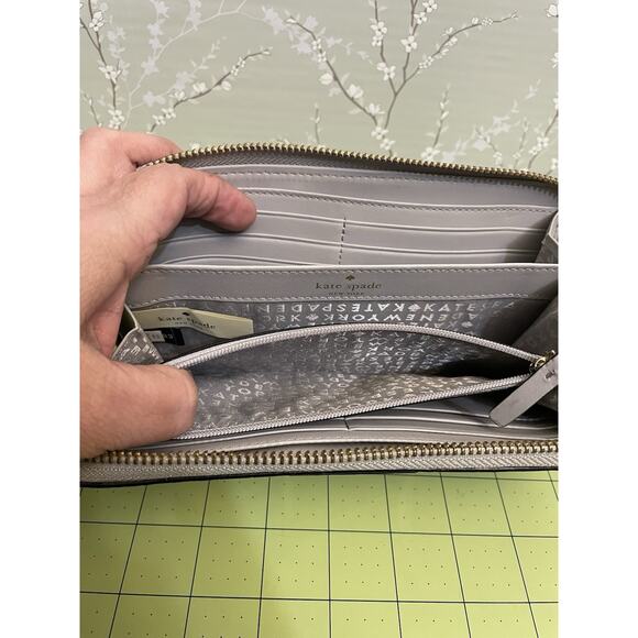 Kate Spade New York Wallet Clutch - Gray, Zippered Closure, Zipper Coin - Picture 7 of 9